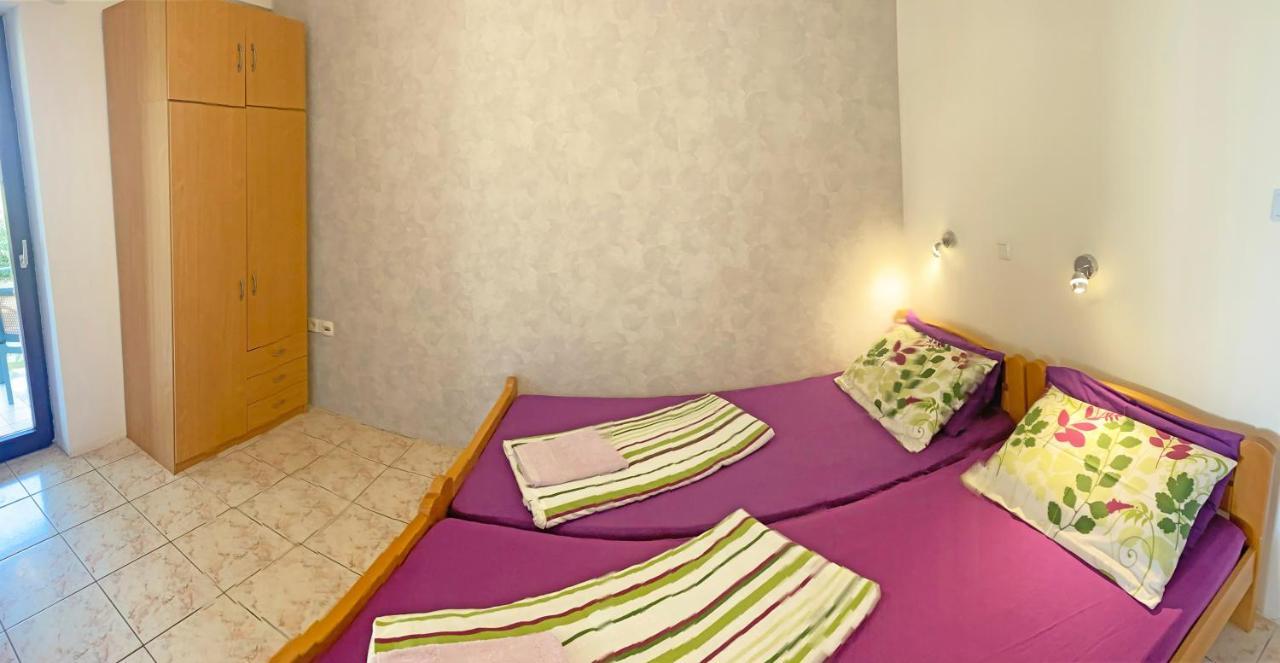 Apartments Vanessa Poreč Exterior foto